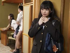 Bé ngoan mới lớn cướp ông chồng của mẹ
