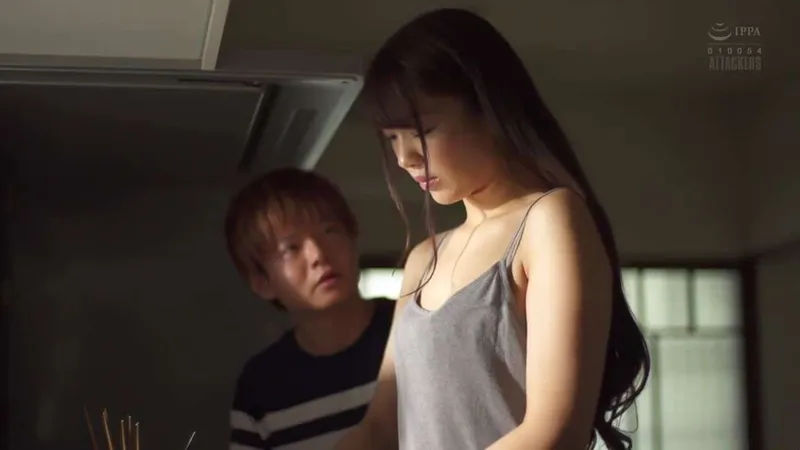 Người tình của chị gái nện cô em bà xã đang cam chịu vì thất tình